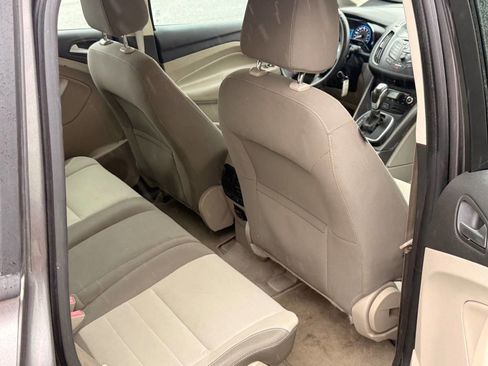 Used 2014 Ford C-MAX SE image 11