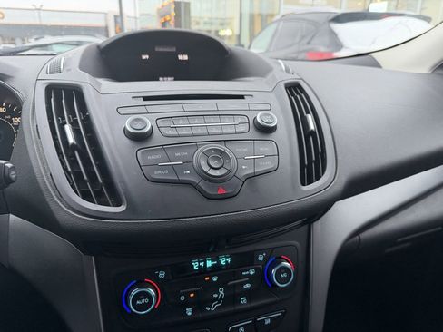 Used 2017 Ford Escape SE image 11