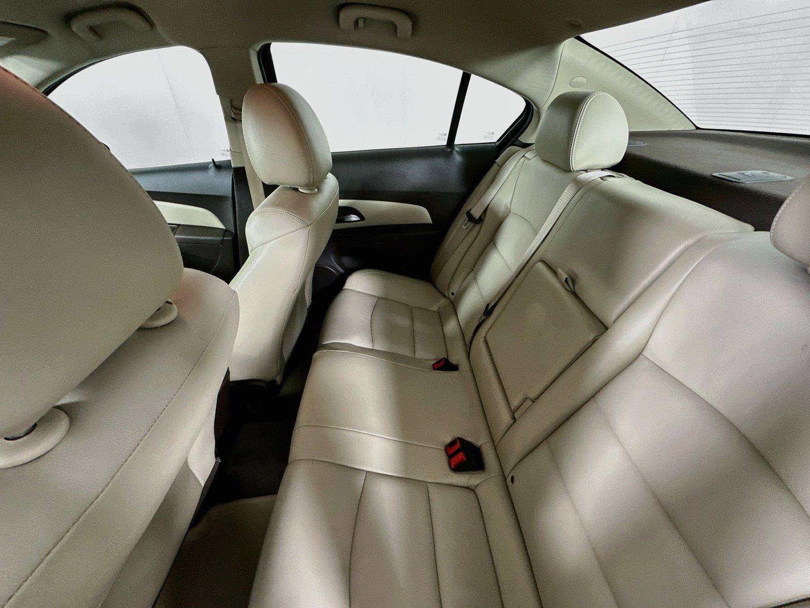 Used 2013 Chevrolet Cruze LT FWD image 11