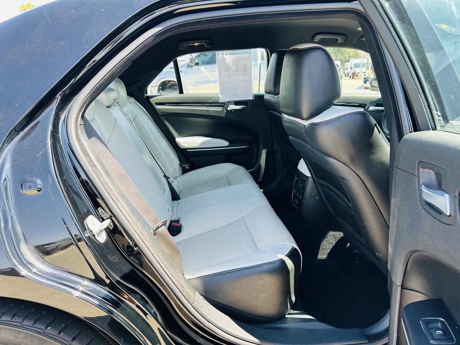 Used 2020 Chrysler 300 S w/ 300S Premium Group 2 RWD image 28