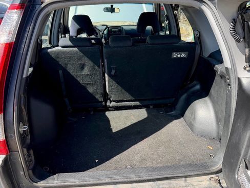 Used 2005 Honda CR-V LX image 14