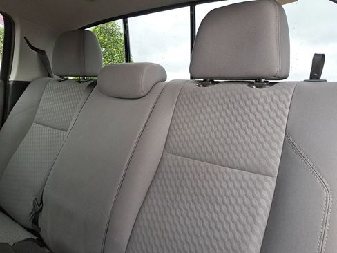 Certified 2020 Toyota Tacoma SR5 image 8