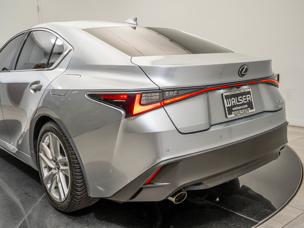 Used 2021 Lexus IS 300 AWD w/ Comfort Package image 18