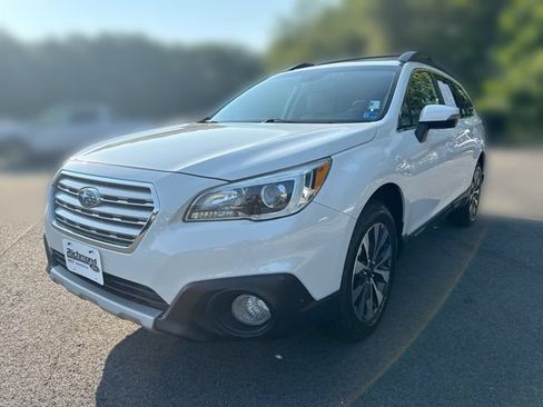 Used 2017 Subaru Outback 2.5i Limited AWD/4WD image 1