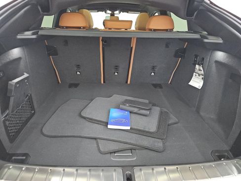 Certified 2025 BMW X4 xDrive30i image 16