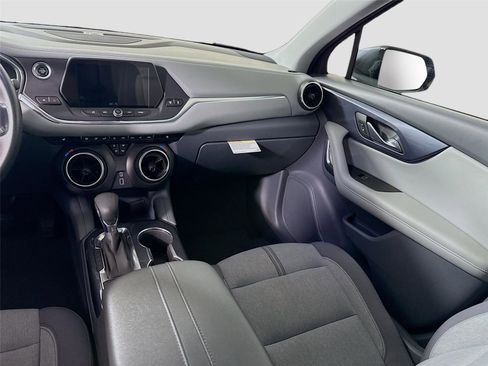 Used 2022 Chevrolet Blazer LT image 16