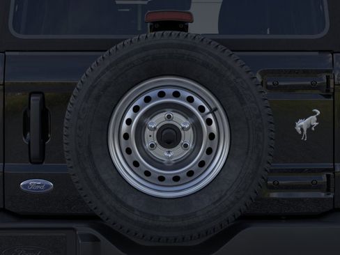 New 2025 Ford Bronco 4-Door image 24