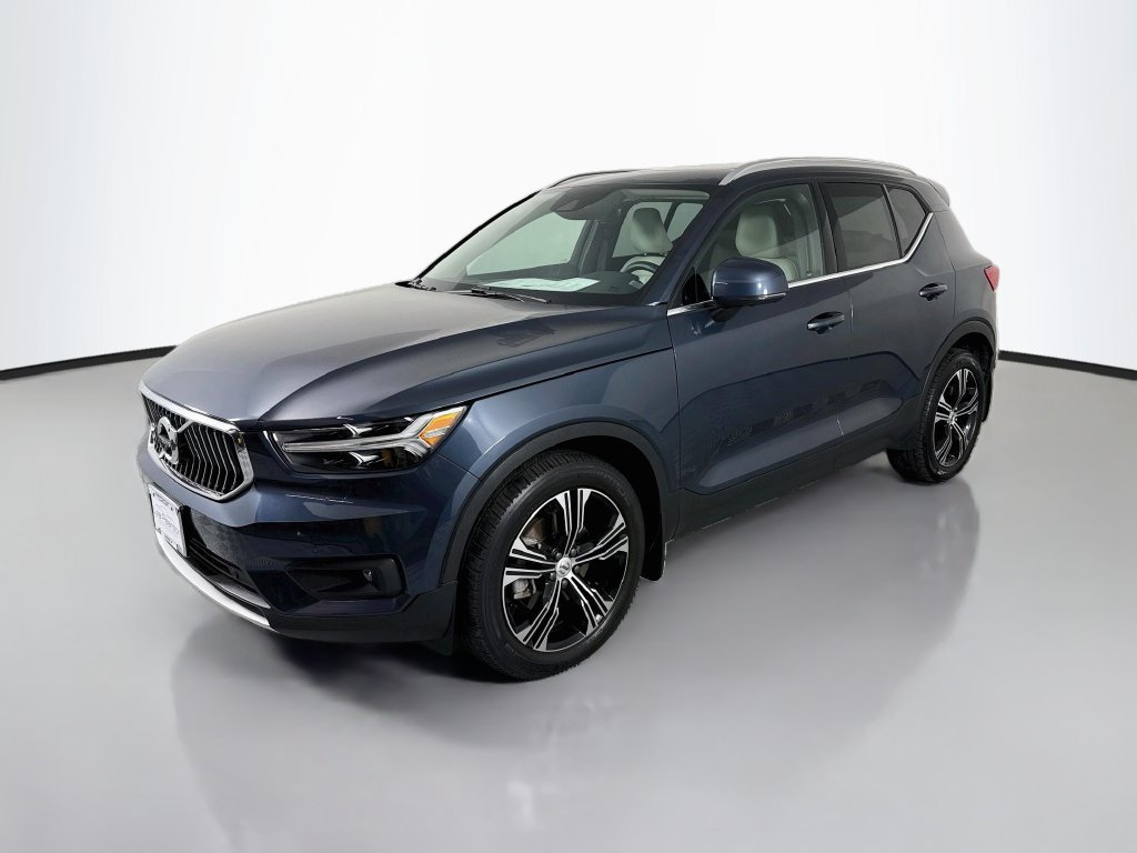 Used 2022 Volvo XC40 T5 Inscription w/ Advanced Package AWD/4WD image 1