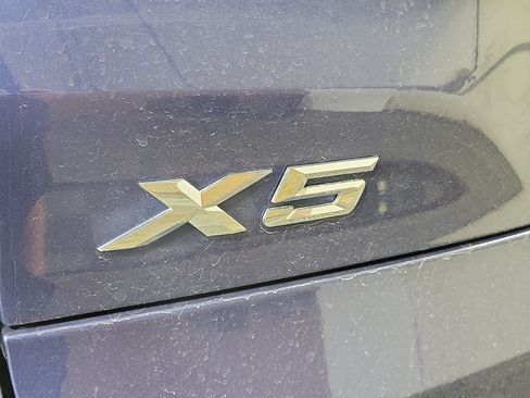 Used 2022 BMW X5 xDrive40i w/ M Sport Package AWD/4WD image 7