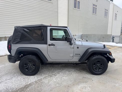 Used 2013 Jeep Wrangler Sport image 2