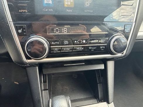 Used 2018 Subaru Outback 2.5i Premium AWD/4WD image 21