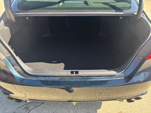 Used 2019 Toyota Camry XSE image 28