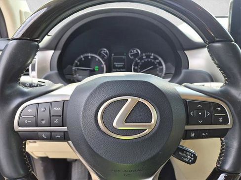 Used 2023 Lexus GX 460 Premium w/ Premium Package AWD/4WD image 12