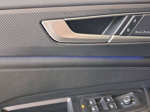 New 2026 Volkswagen Atlas Cross Sport SEL Premium R-Line image 20