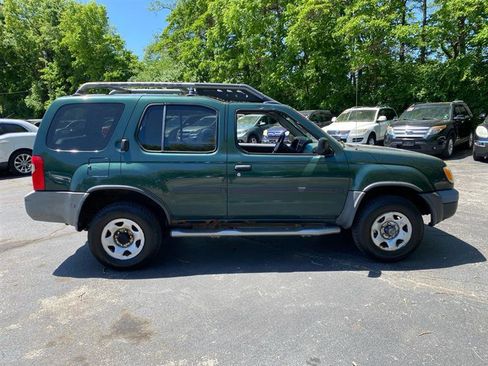 Used 2000 Nissan Xterra XE image 4