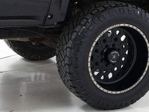 Used 2016 GMC Sierra 2500 Denali w/ Duramax Plus Package AWD/4WD image 77