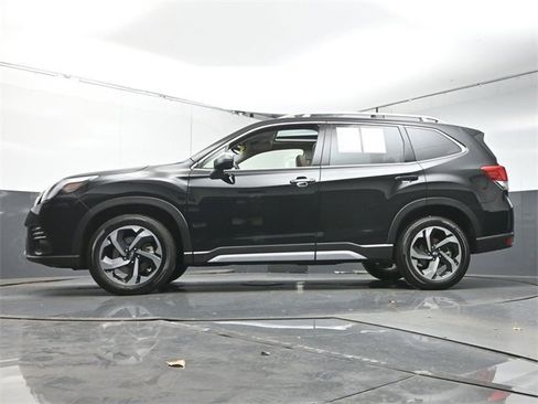 Used 2022 Subaru Forester Touring image 38