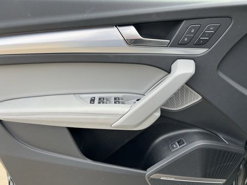 Used 2025 Audi Q5 2.0T Premium Plus image 14