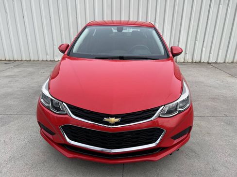 Used 2018 Chevrolet Cruze LS FWD image 8