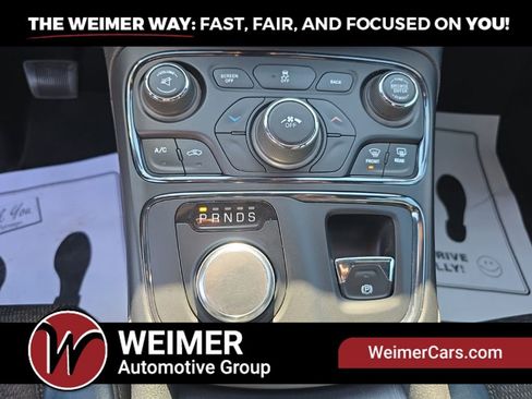 Used 2015 Chrysler 200 S FWD image 17