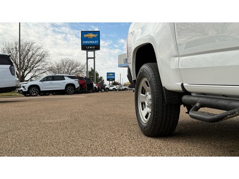 Certified 2022 Chevrolet Colorado W/T w/ WT Convenience Package image 8