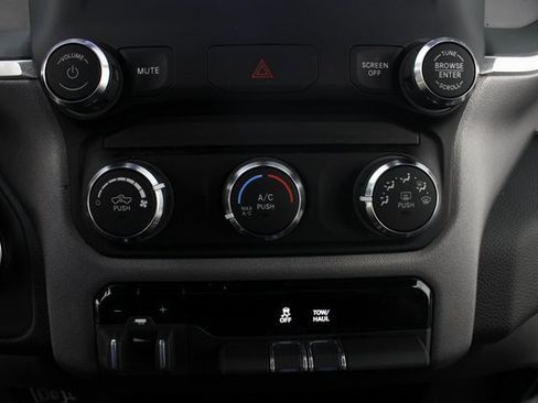 Used 2024 RAM 2500 Big Horn w/ Bed Utility Group image 6