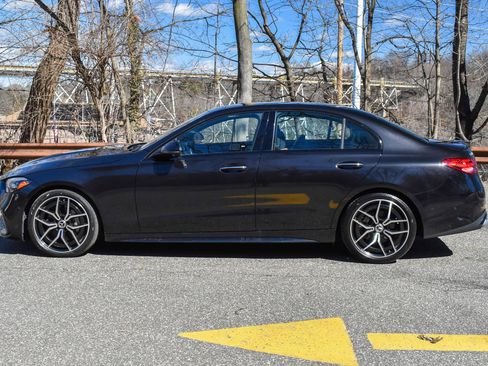 Used 2023 Mercedes-Benz C 300 4MATIC Sedan image 5