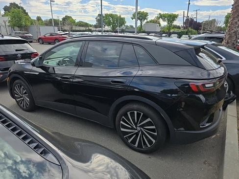 Used 2024 Volkswagen ID.4 S image 10