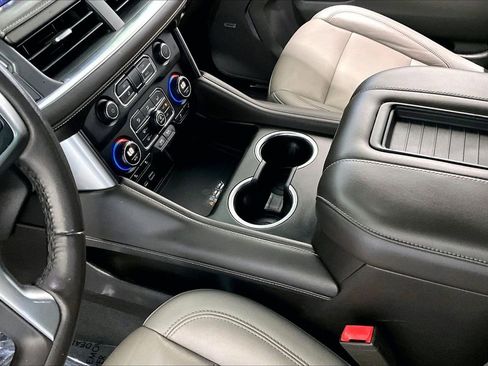 Used 2021 Chevrolet Tahoe LT RWD image 17