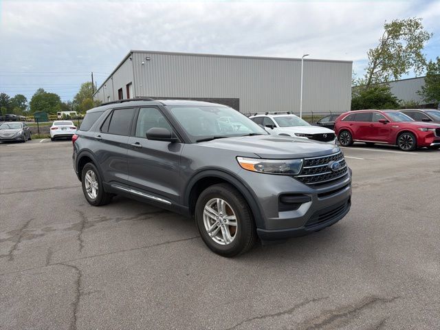 Used 2021 Ford Explorer XLT w/ Class III Trailer Tow Package AWD/4WD image 1