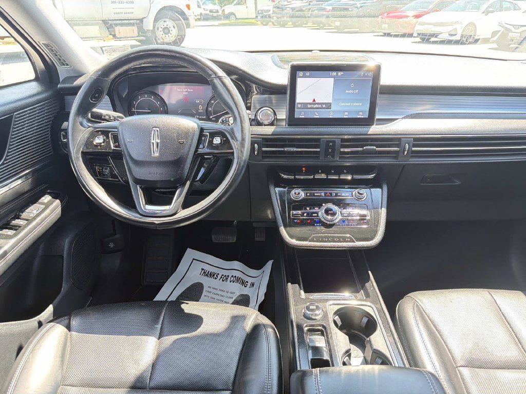 Used 2021 Lincoln Corsair AWD w/ Premium Package image 2