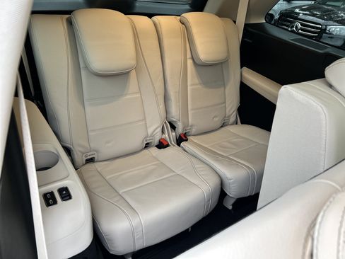 Certified 2025 Mercedes-Benz GLS 580 4MATIC image 44