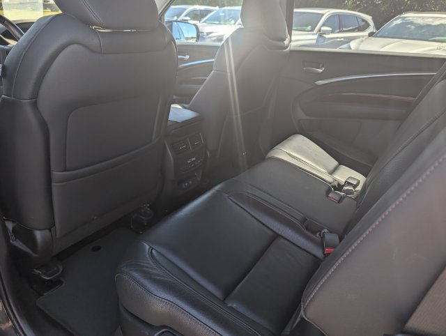 Used 2018 Acura MDX w/ Technology Package FWD image 14