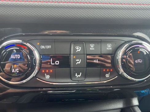 New 2025 Chevrolet TrailBlazer RS w/ Convenience Package image 19