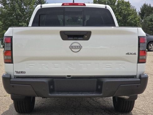 New 2026 Nissan Frontier S AWD/4WD image 9