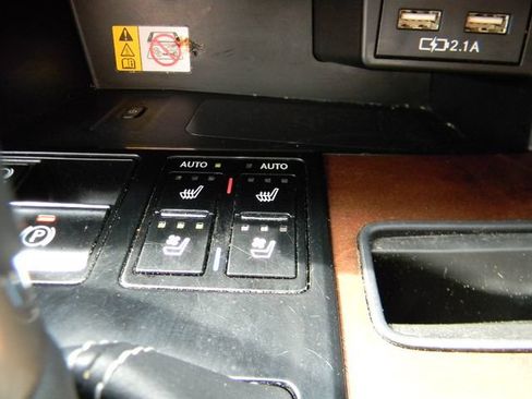 Used 2022 Lexus RX 350L Premium w/ Premium Package AWD/4WD image 15
