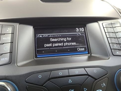 Used 2015 Ford Edge SE FWD image 30