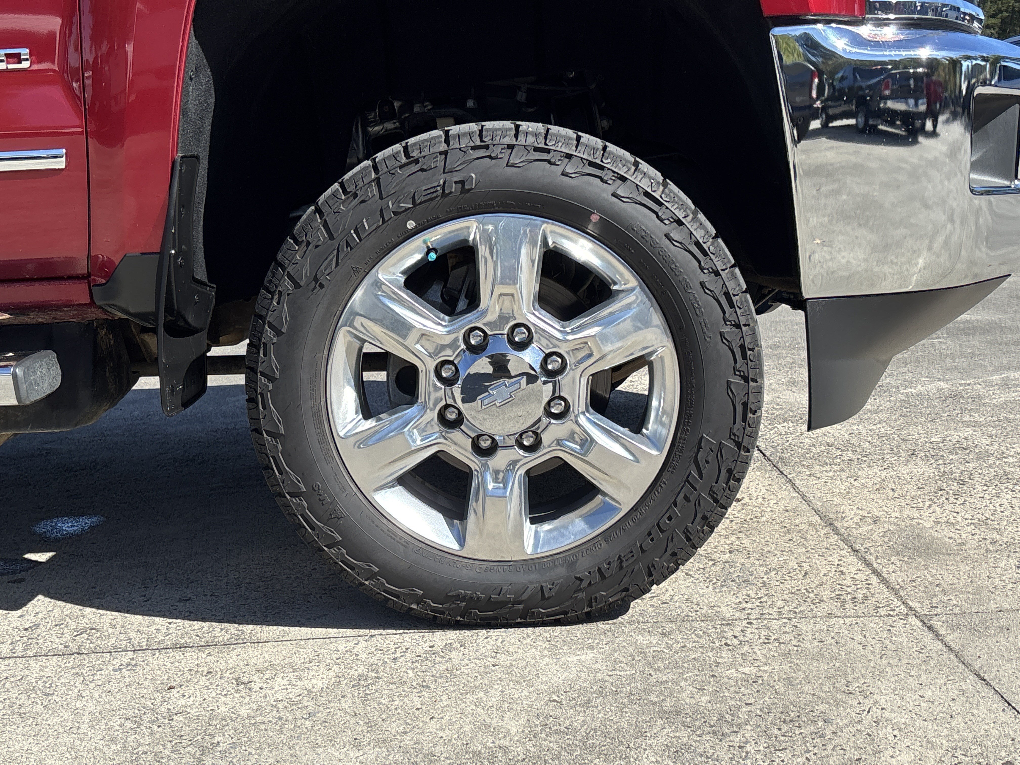 Used 2018 Chevrolet Silverado 2500 LTZ w/ Duramax Plus Package AWD/4WD image 10