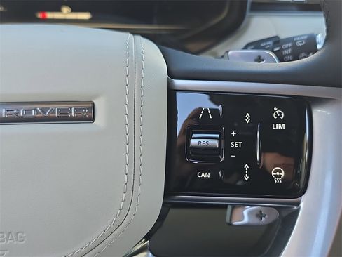 New 2025 Land Rover Range Rover Long Wheelbase SE image 20