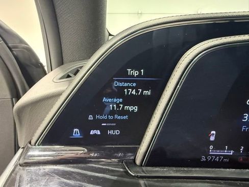 Used 2024 Cadillac Escalade Sport w/ LPO, ONYX Package image 17