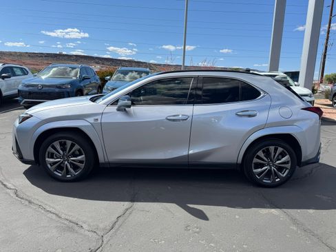 Used 2024 Lexus UX 250h F Sport FWD image 3