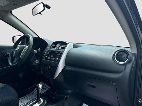 Used 2018 Nissan Versa SV FWD image 25