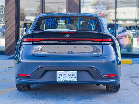 Used 2024 Toyota Prius LE image 32