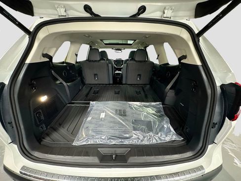 New 2026 Subaru Ascent Limited image 38