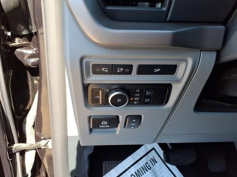 Used 2024 Ford F150 XLT w/ Equipment Group 303A High image 23