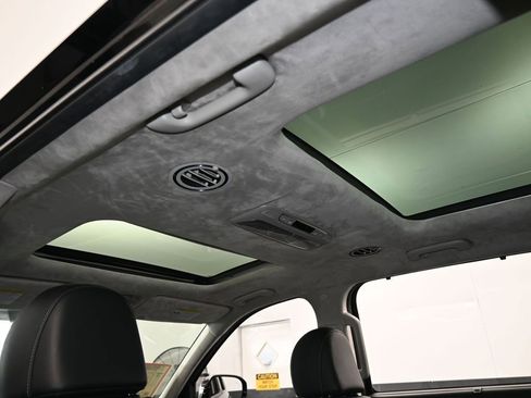 Used 2022 Kia Telluride SX w/ SX Prestige Package image 43