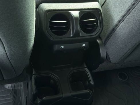 Used 2024 Jeep Wrangler Willys image 21