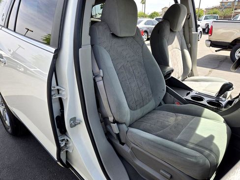 Used 2014 Buick Enclave Convenience image 20