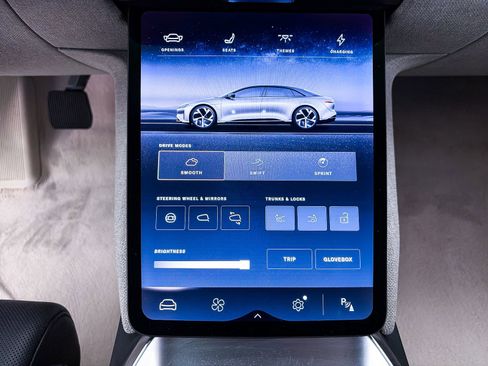 Used 2023 Lucid Air Touring AWD/4WD image 25