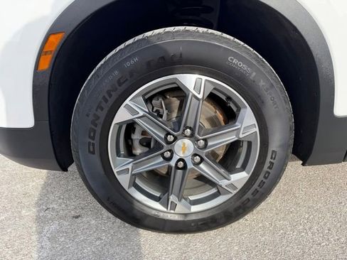 Used 2024 Chevrolet Blazer LT w/ Driver Confidence Package image 10